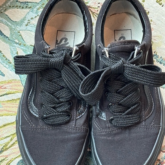 Vans Old Skool Skate Shoe - Black
Monochrome - Picture 5 of 6